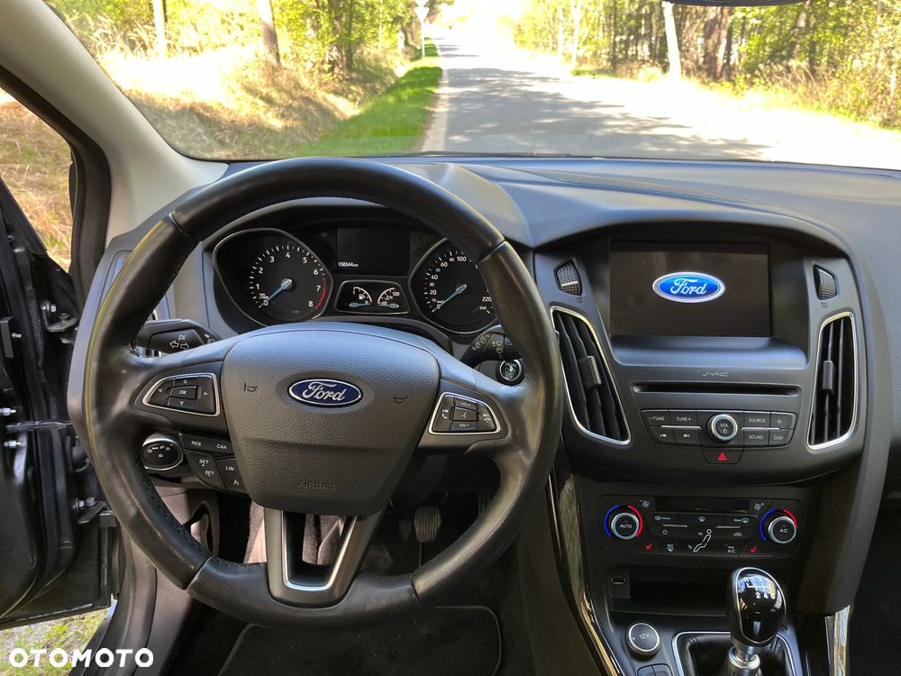 Ford Focus - 11