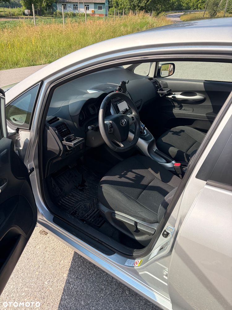 Toyota Auris - 15
