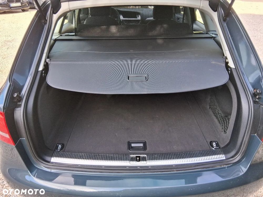 Audi A4 Avant 2.0 TDI Quattro - 14