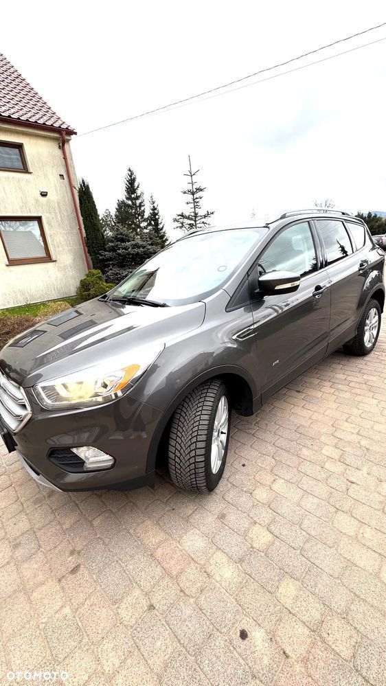 Ford Kuga - 2
