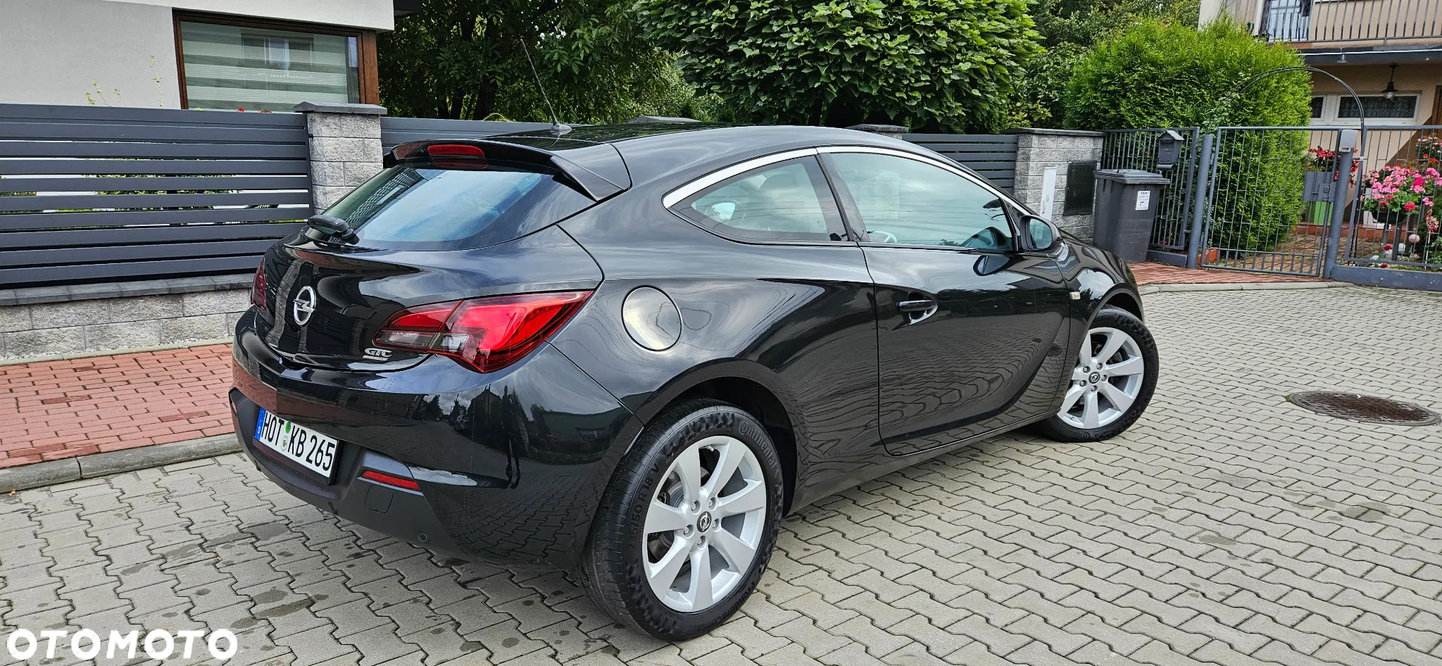 Opel Astra GTC 1.4 Turbo Edition - 11
