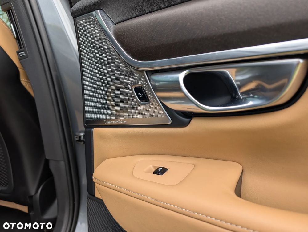 Volvo V90 Cross Country T6 AWD - 18