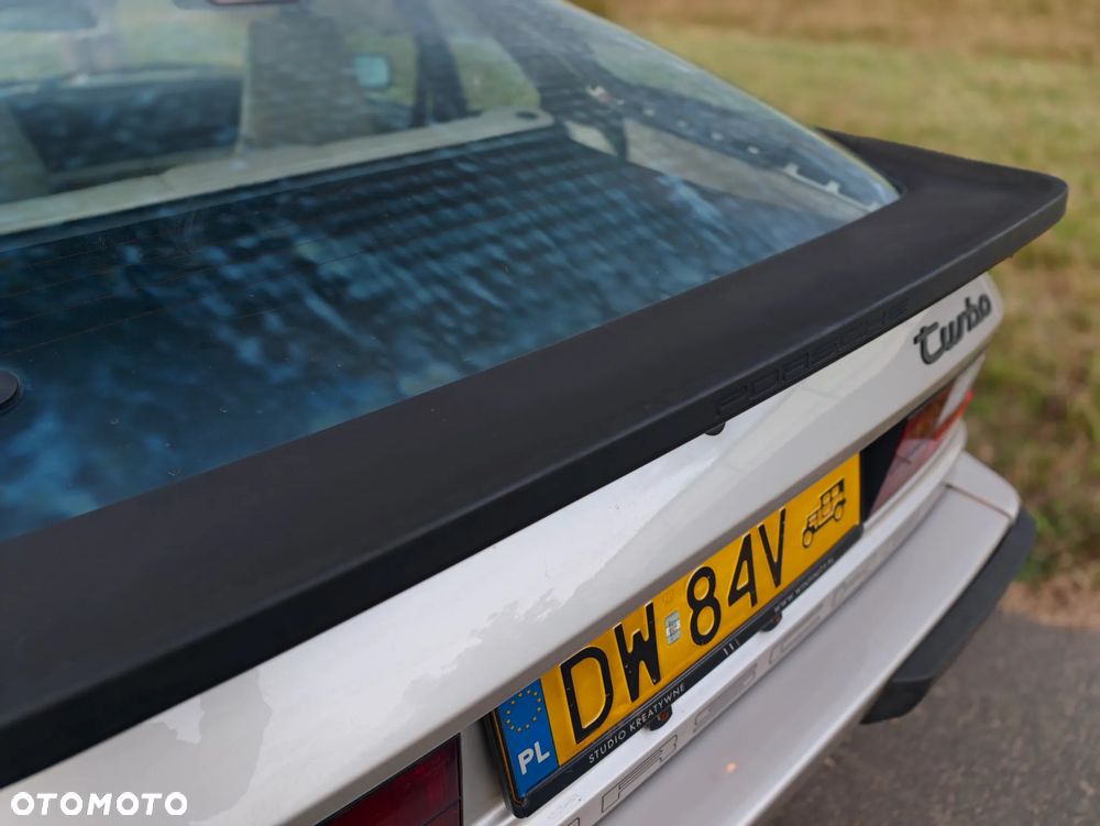 Porsche 944 2.5 Turbo - 20