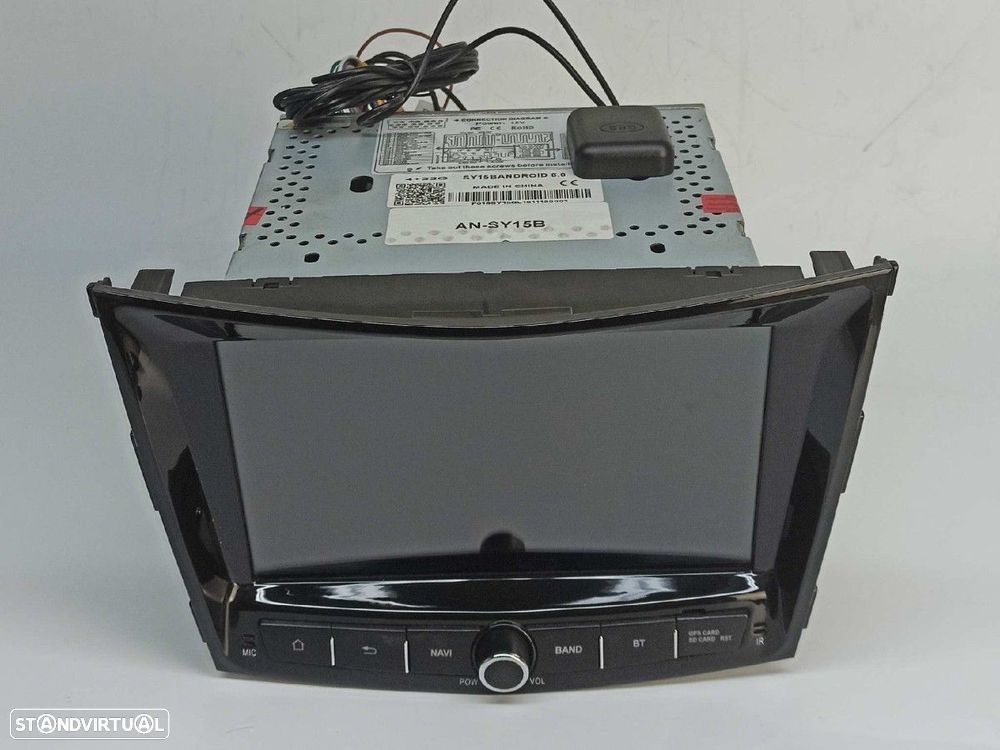 TELA/ECRÃ MULTIFUNÇÕES SSANGYONG XLV CLEVER EDITION 4X2 - 1