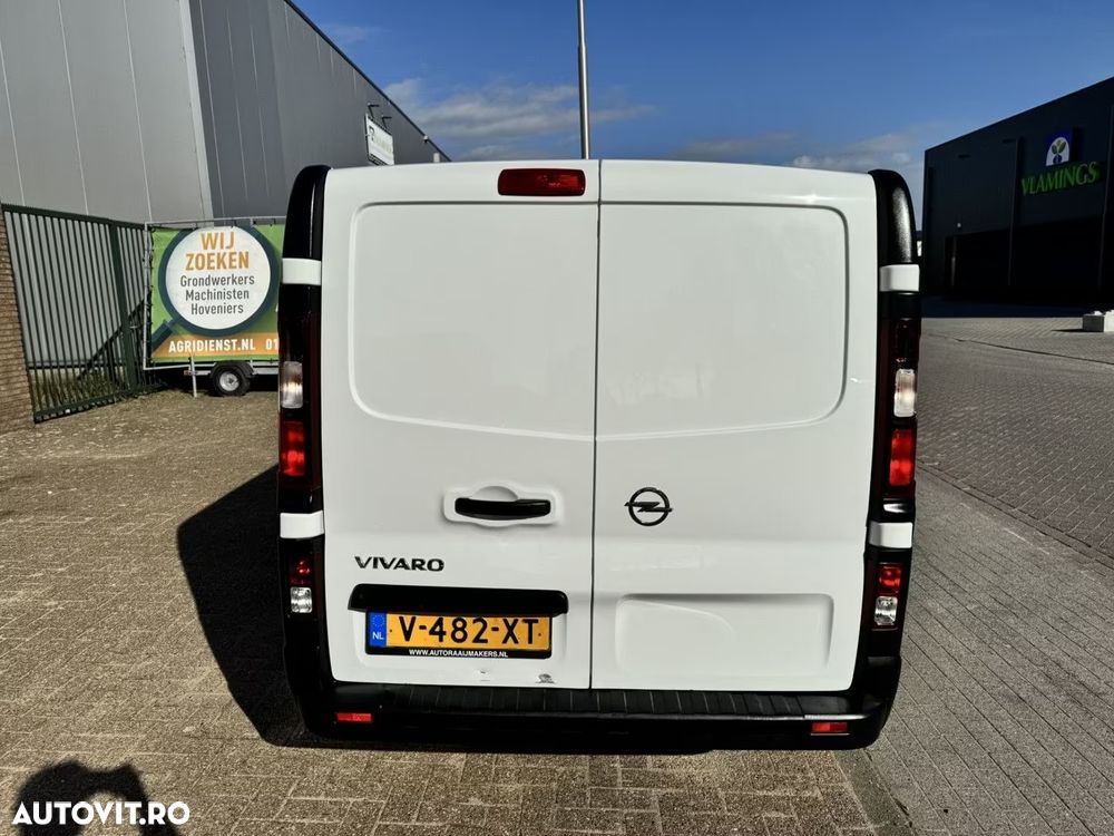 Opel Vivaro Doka 6 Locuri+Duba - 7