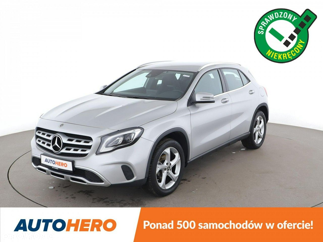 Mercedes-Benz GLA - 2