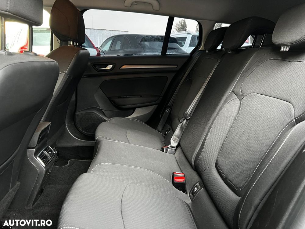Renault Megane - 30