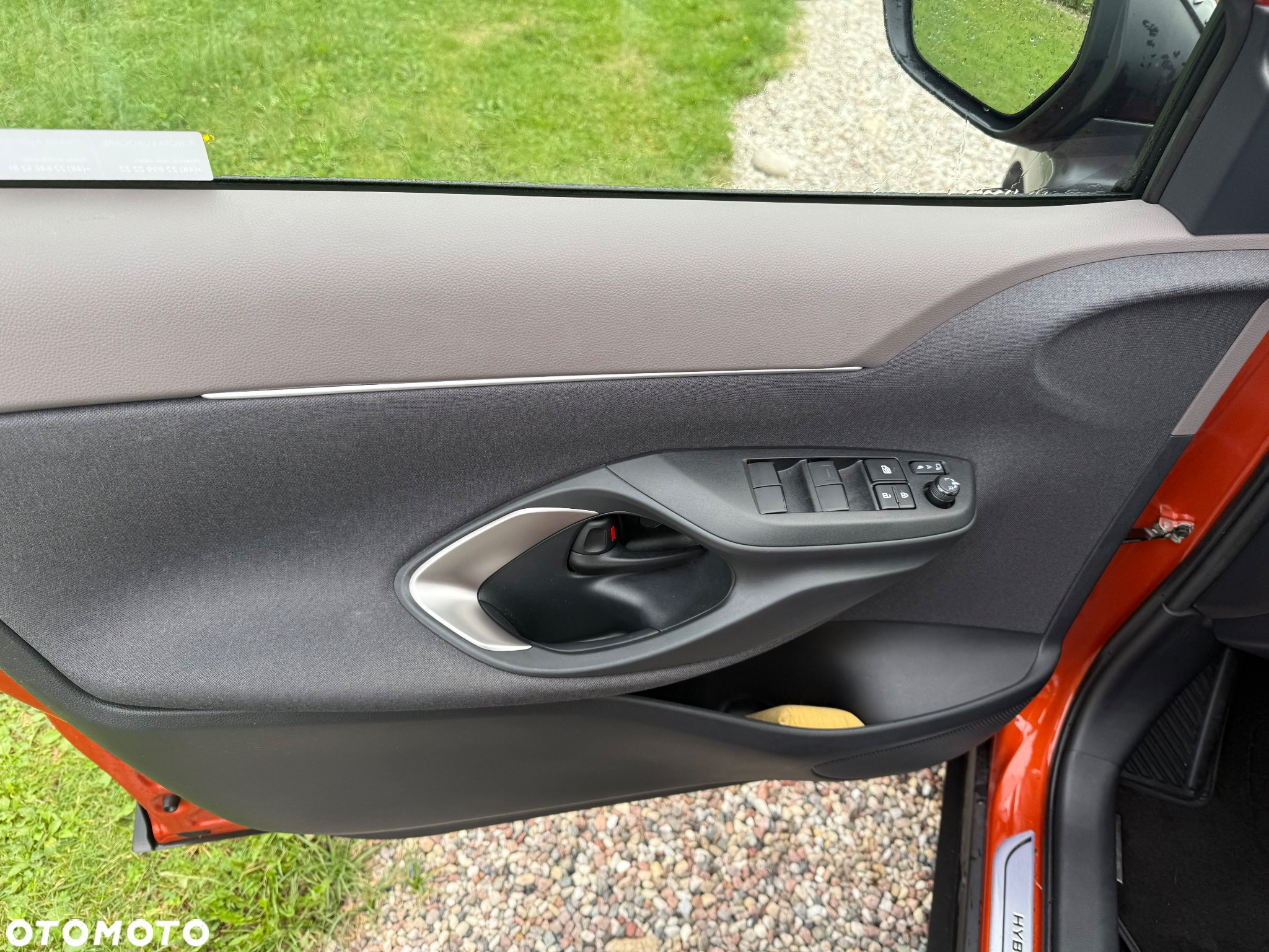 Toyota Yaris Cross Hybrid 1.5 Executive - 12