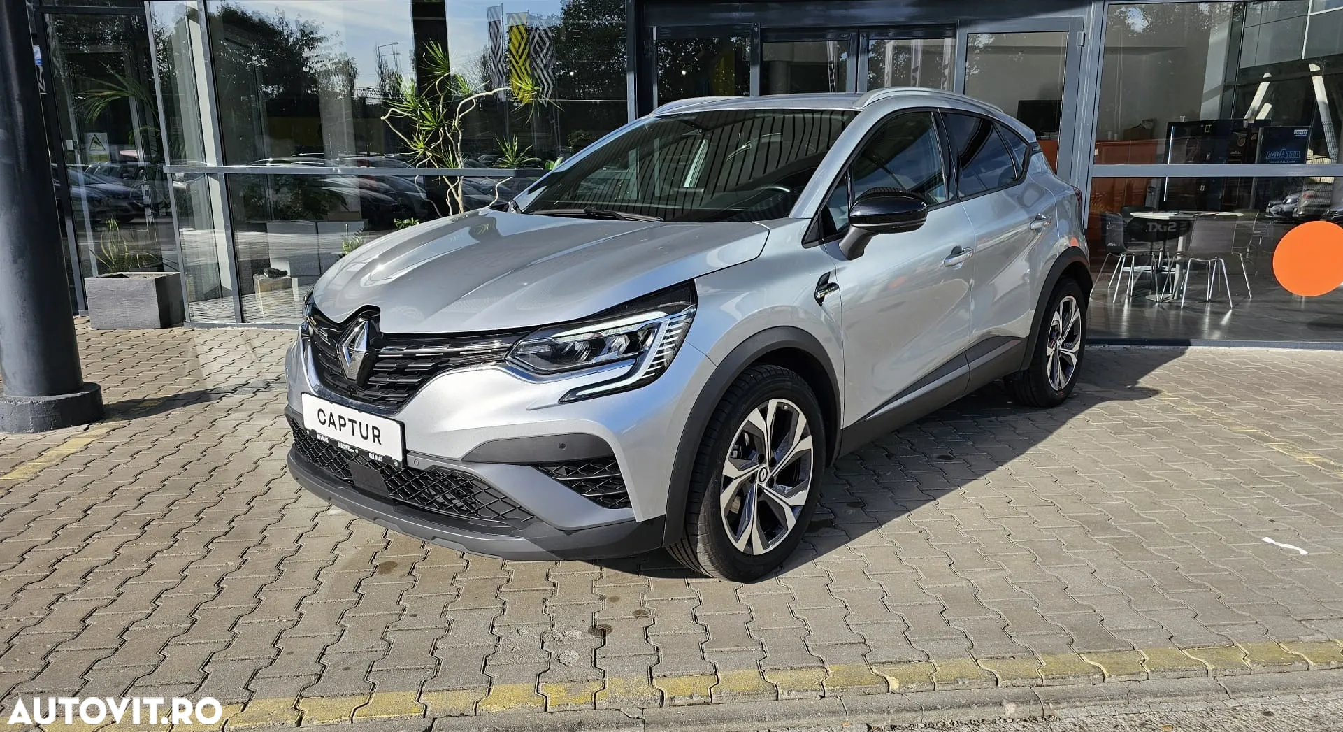 Renault Captur MHEV 160 EDC RS Line - 8