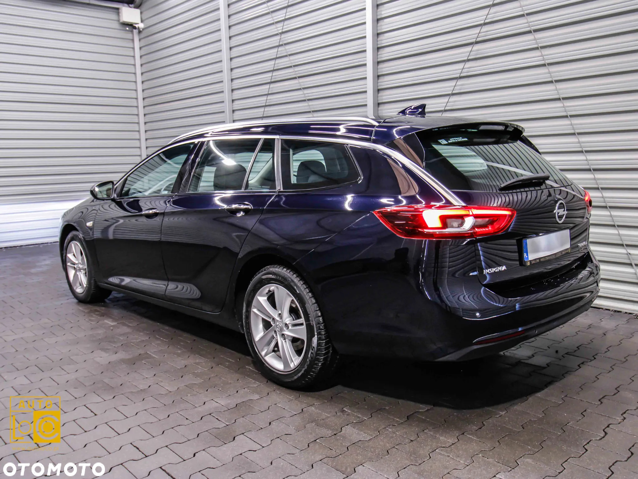 Opel Insignia 2.0 CDTI Cosmo S&S - 4