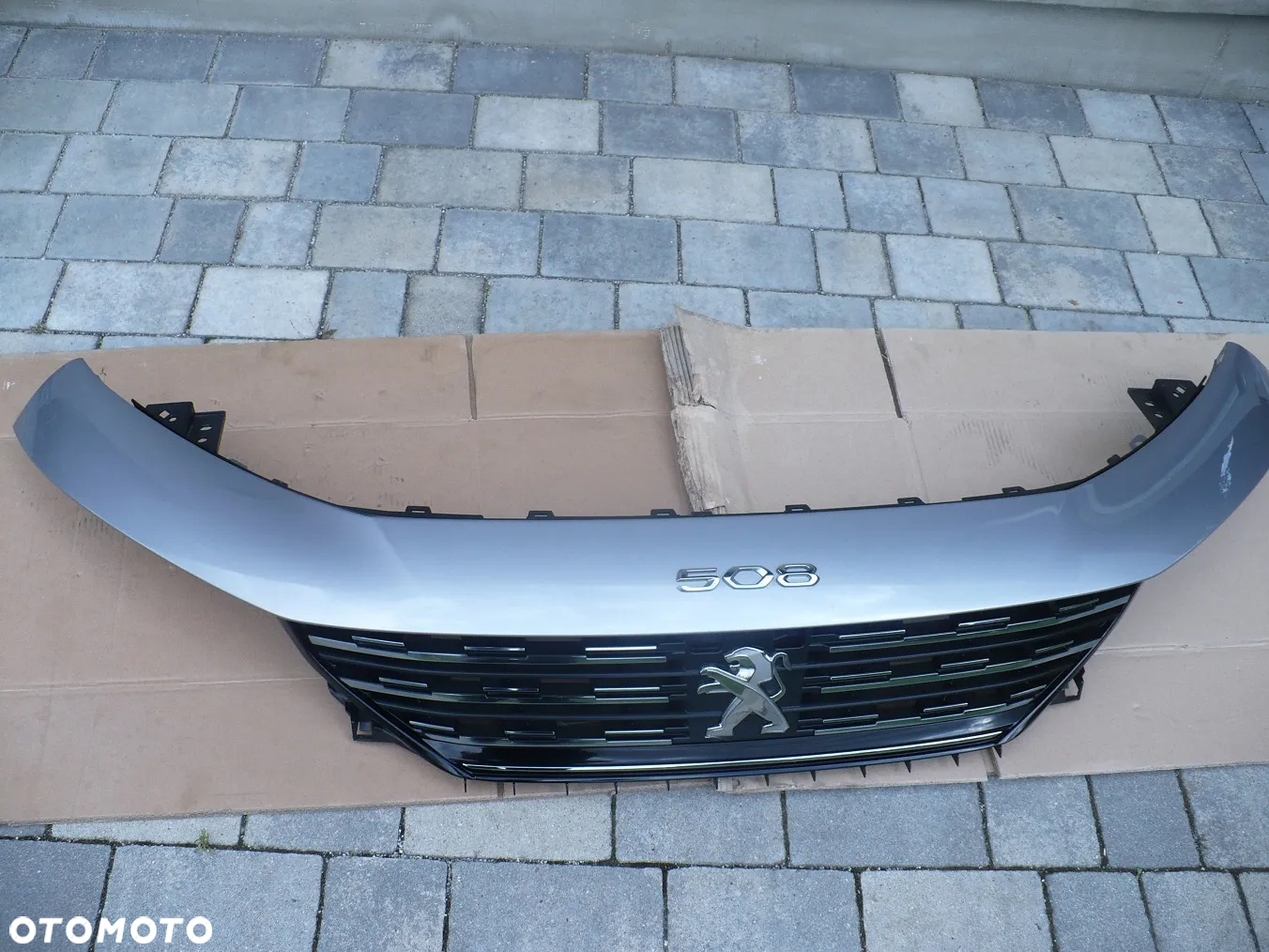 peugeot 508 II 18- model R8 bleda atrapa-grill ORYGI. - 3