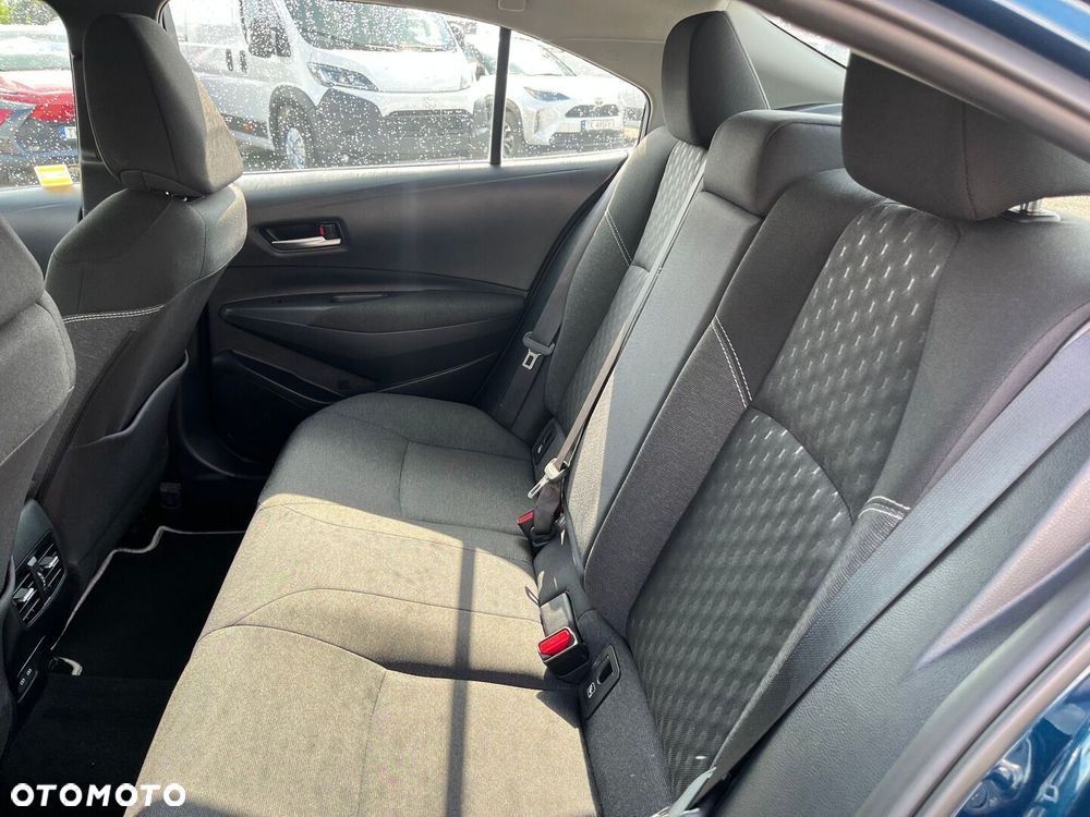 Toyota Corolla 1.8 Hybrid Comfort - 29