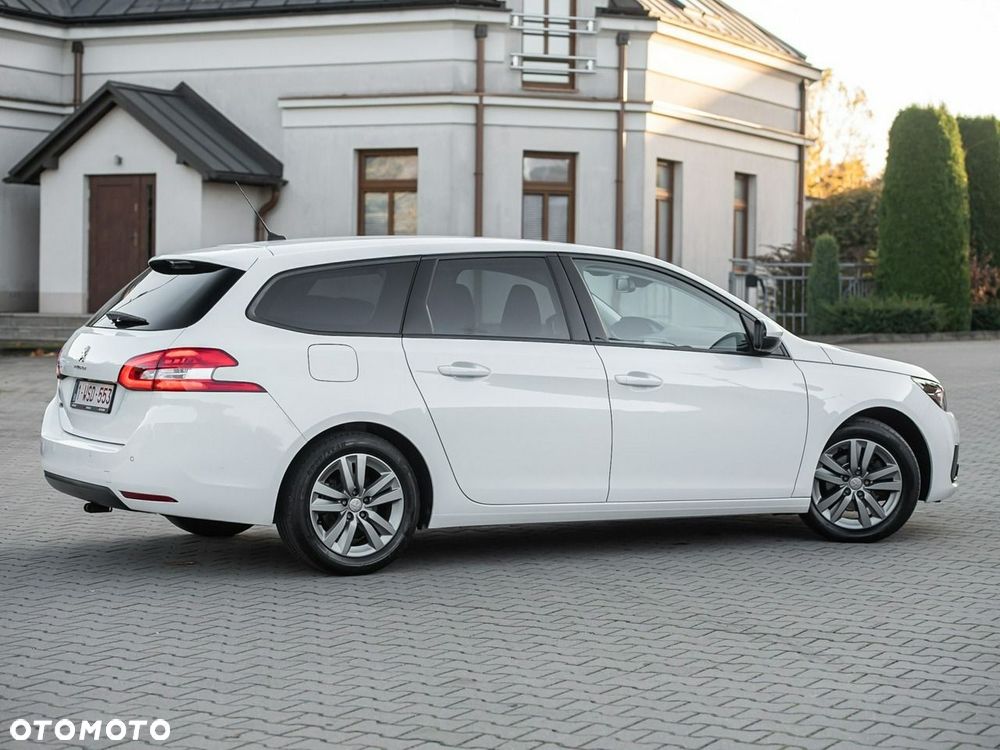 Peugeot 308 1.5 BlueHDi Allure Pack S&S - 18