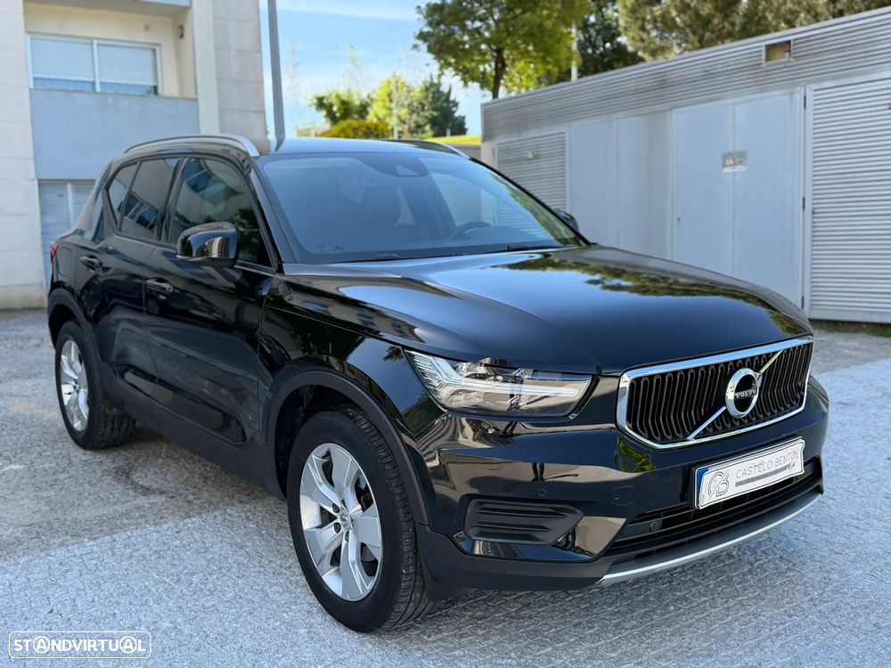 Volvo XC 40 T3 Momentum - 2