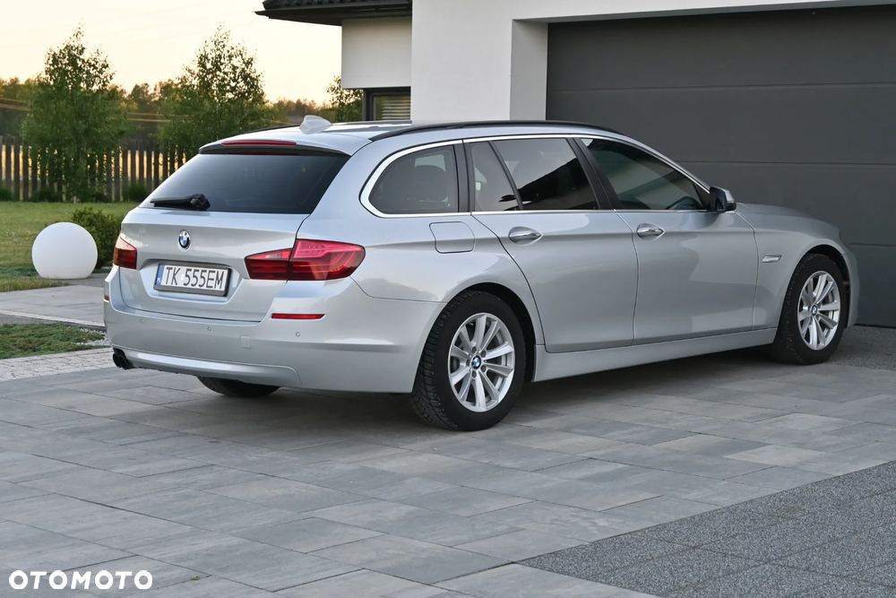 BMW Seria 5 525d - 8