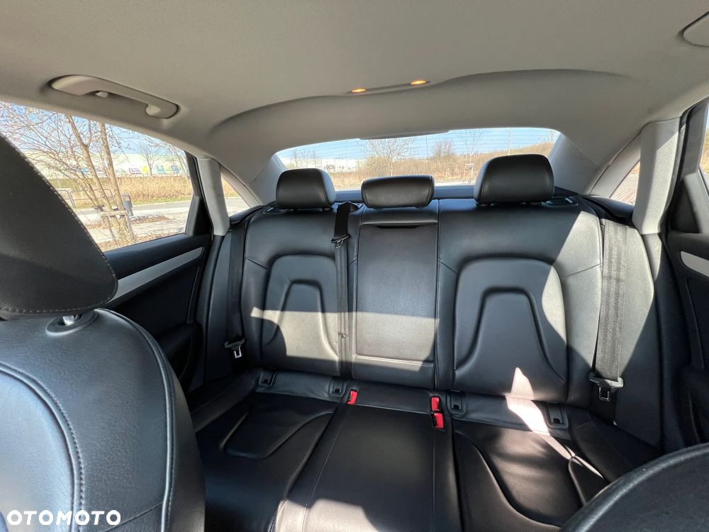 Audi A4 Limousine 2.0 TFSI Quattro S tronic - 8