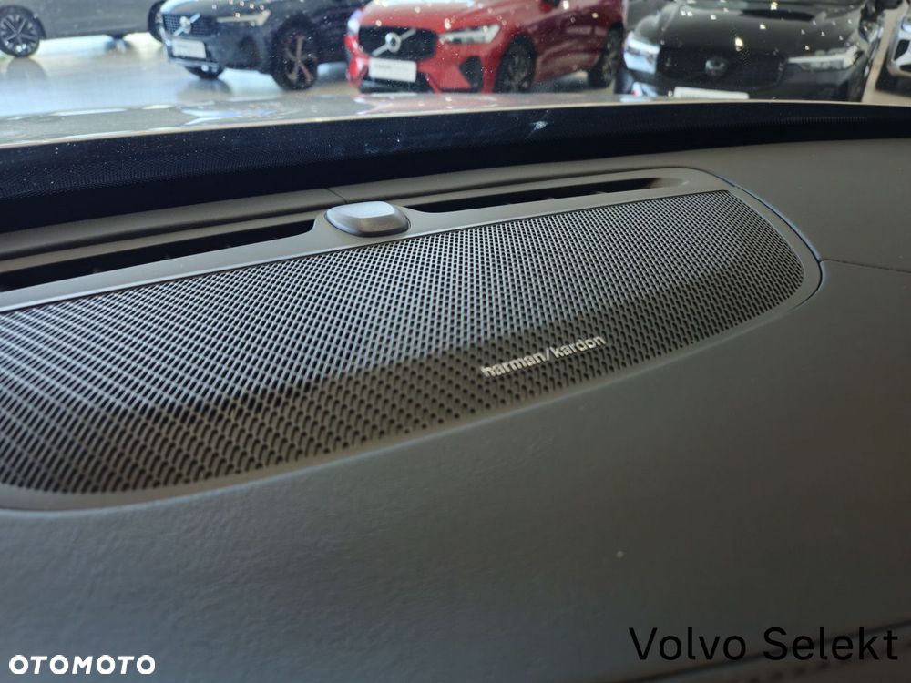 Volvo XC 90 - 31
