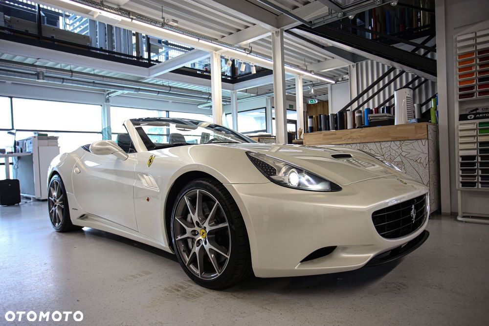 Ferrari California - 2