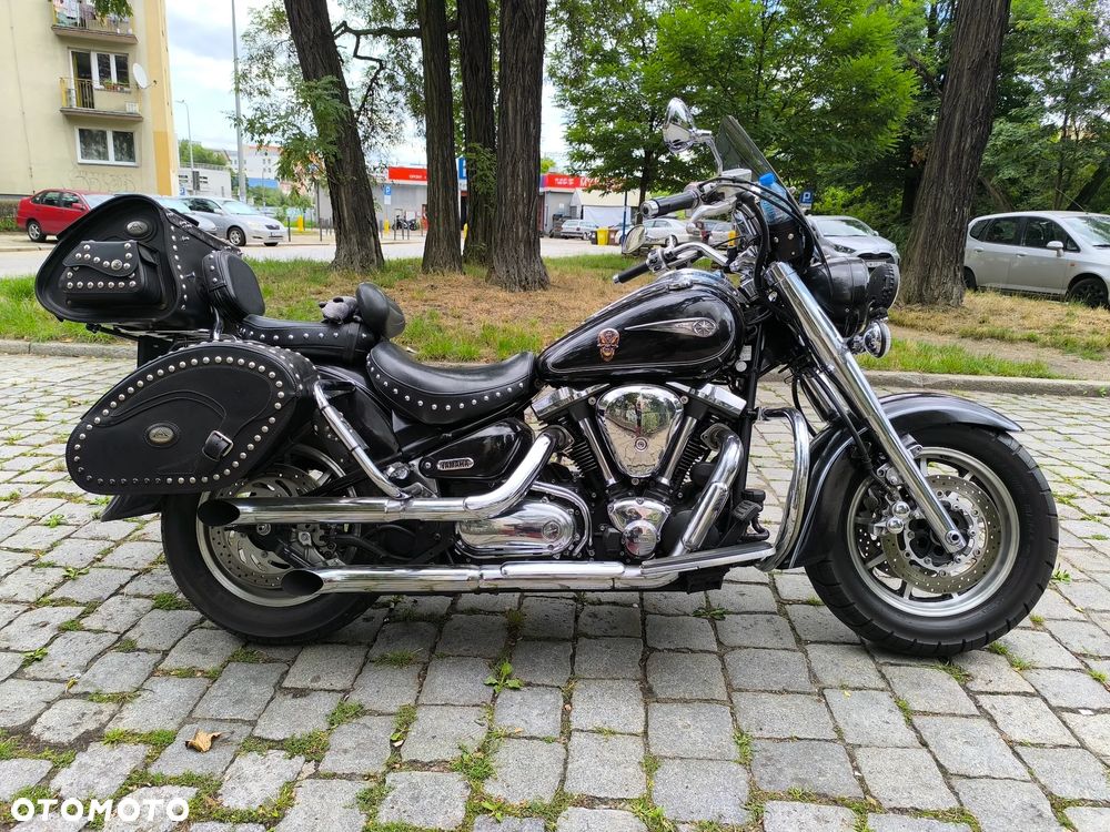 Yamaha Road Star - 2
