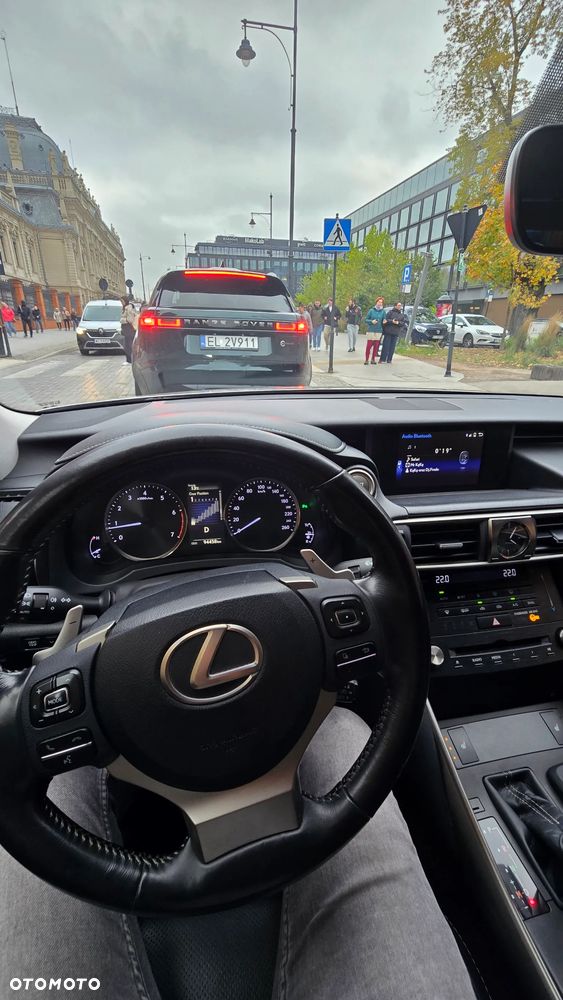 Lexus IS 200t / 300 Elegance - 8