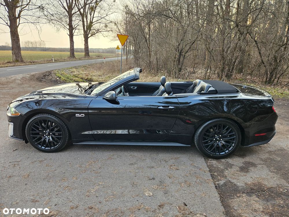 Ford Mustang - 5