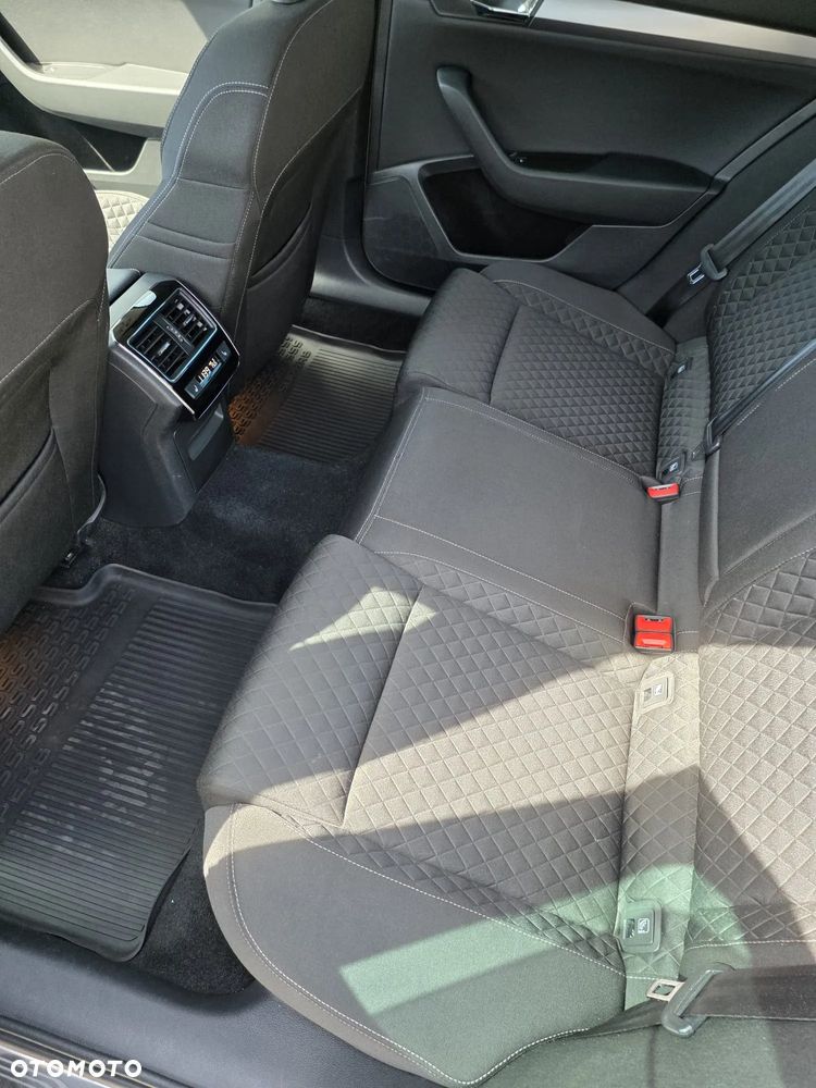 Skoda Superb 2.0 TDI 4x4 Style DSG - 10