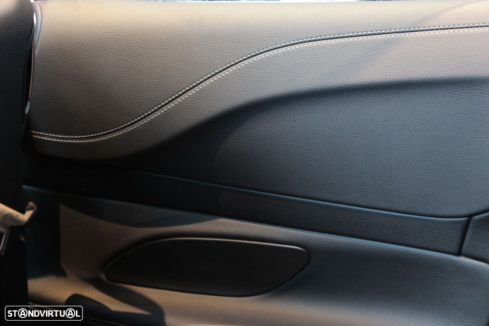 Mercedes-Benz E 220 - 52