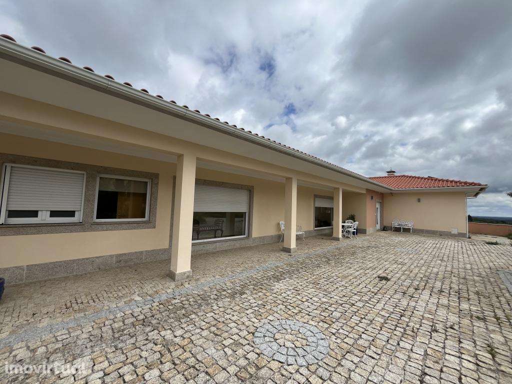 Uma Nova Referência de Luxo às Portas da Guarda - Grande imagem: 2/20
