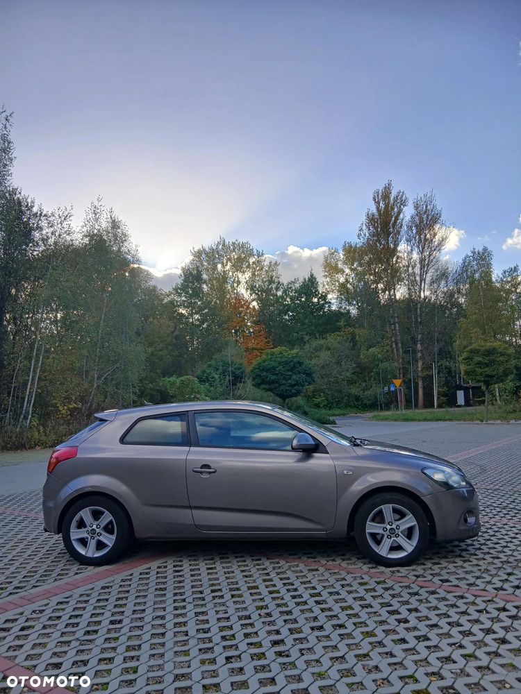 Kia Ceed 1.6 Comfort + - 4