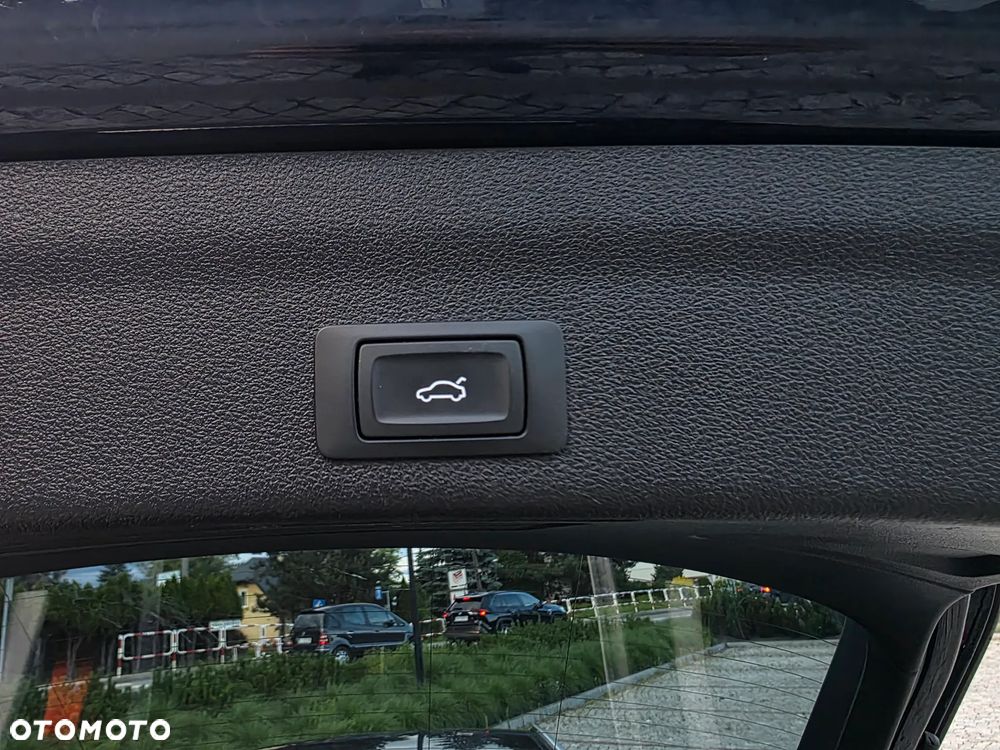 Audi A6 Avant 40 TDI quattro S tronic - 34