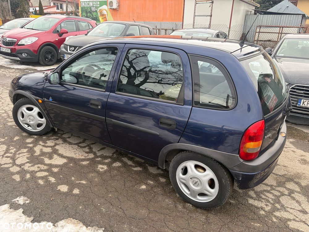 Opel Corsa 1.2 City 16v - 13