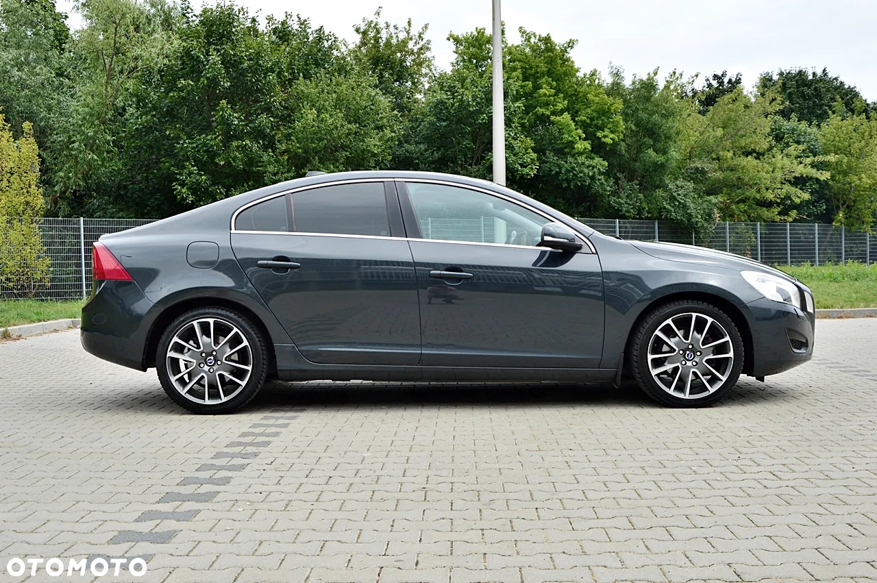 Volvo S60 D3 Momentum - 14