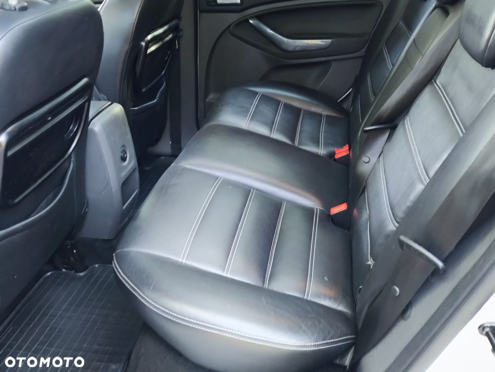 Ford Kuga - 9