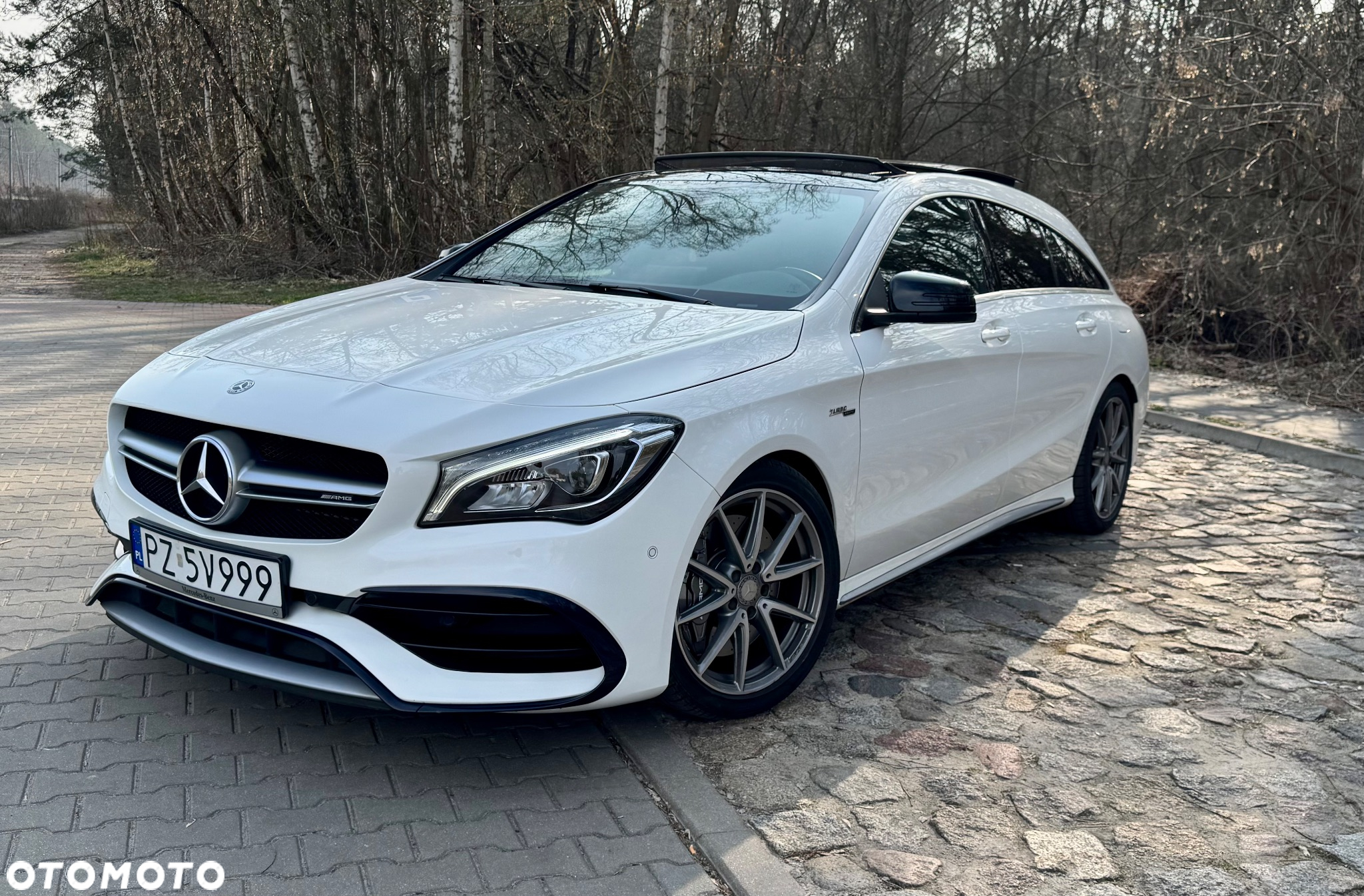Mercedes-Benz CLA AMG 45 4-Matic - 5