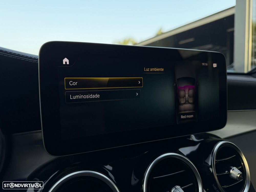 Mercedes-Benz GLC 300 e Coupé 4Matic - 37