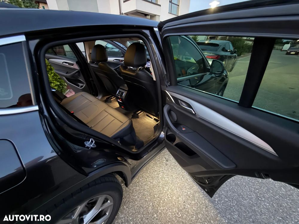 BMW X4 xDrive20i AT MHEV - 14