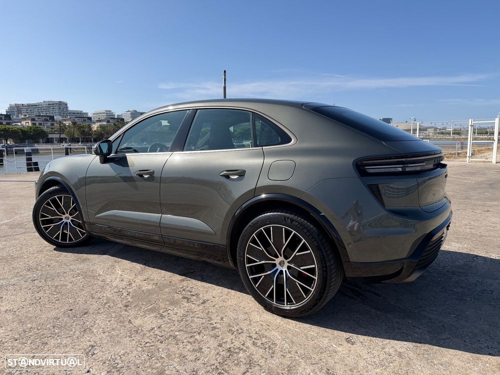 Porsche Macan Electric Turbo - 5