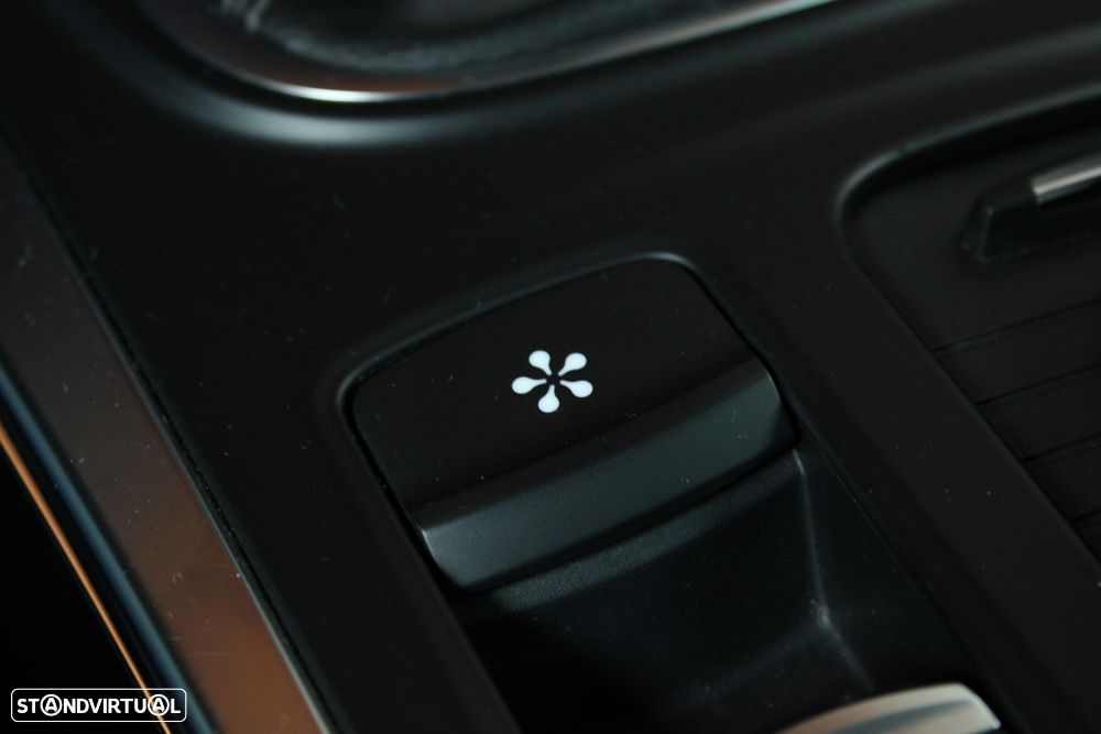 Renault Mégane Sport Tourer 1.5 dCi Bose Edition J18 - 25