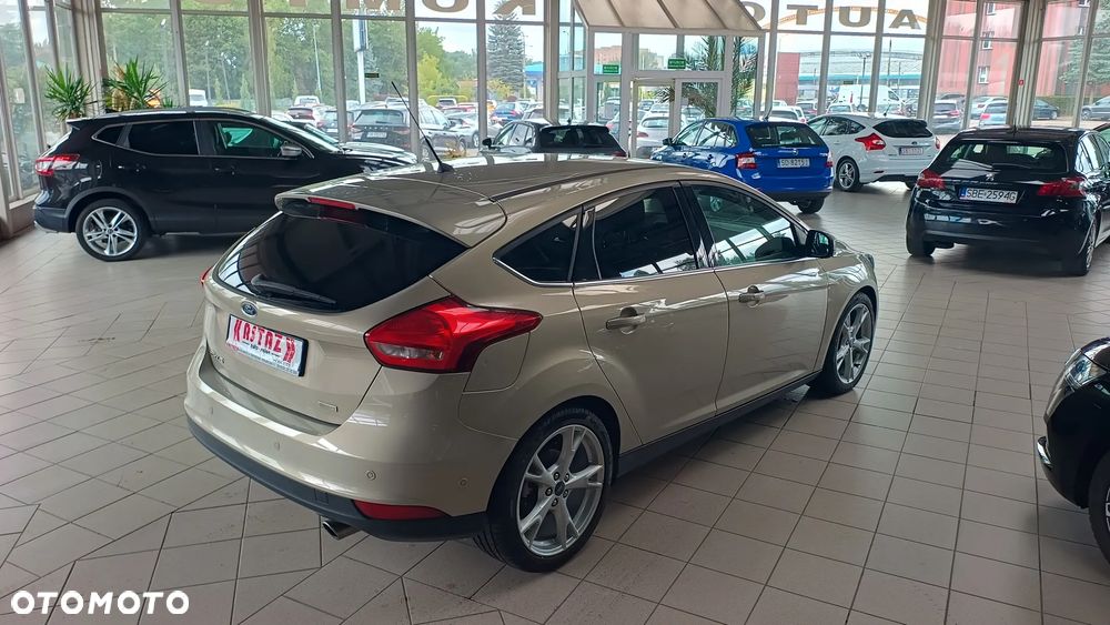 Ford Focus - 5
