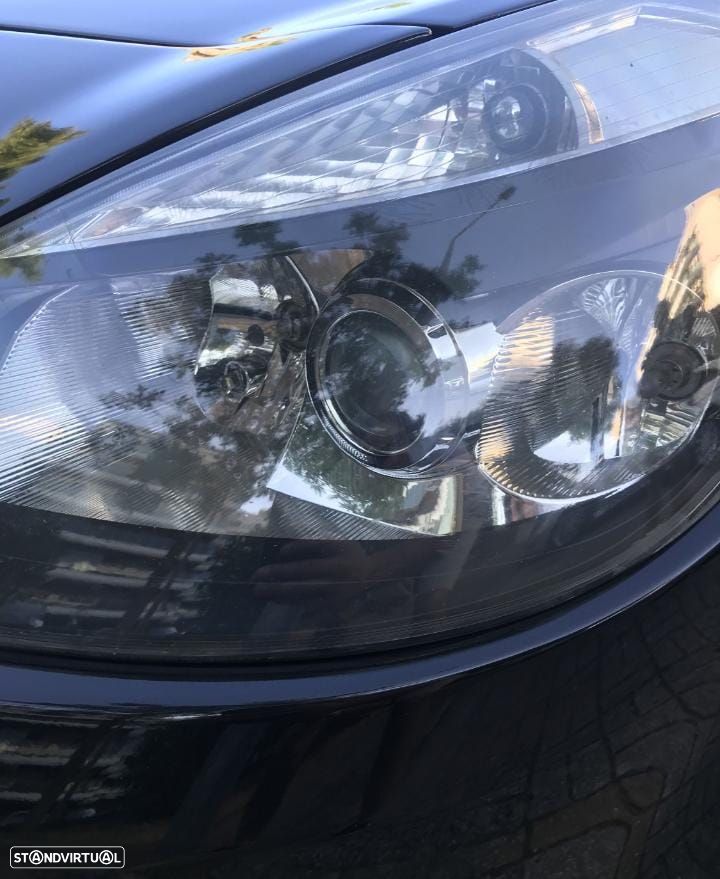 Renault Clio 1.5 dCi Dynamique Luxe - 4