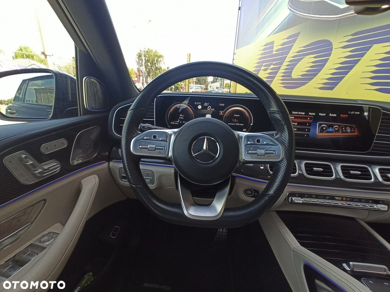 Mercedes-Benz GLS - 29