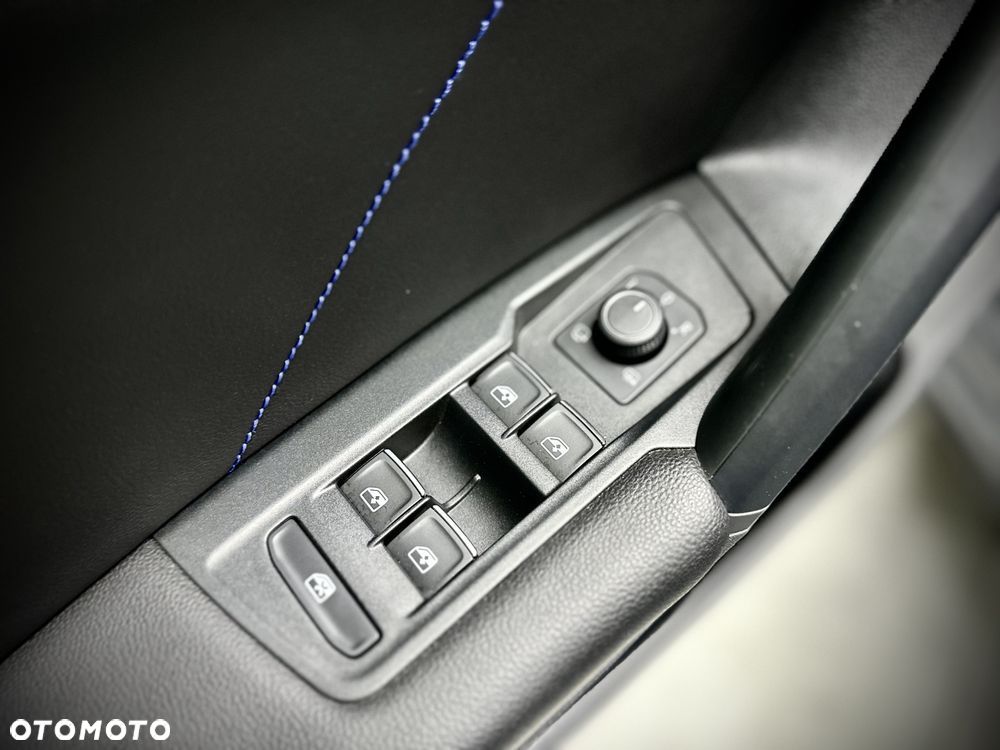 Volkswagen Tiguan - 27