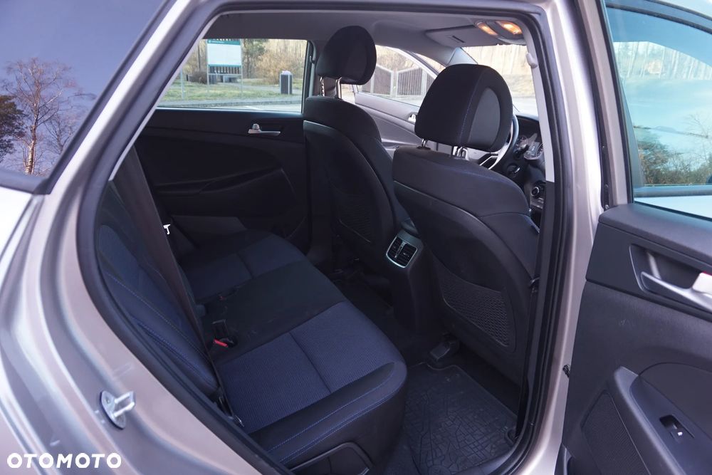 Hyundai Tucson 1.7 CRDI BlueDrive Comfort 2WD - 16