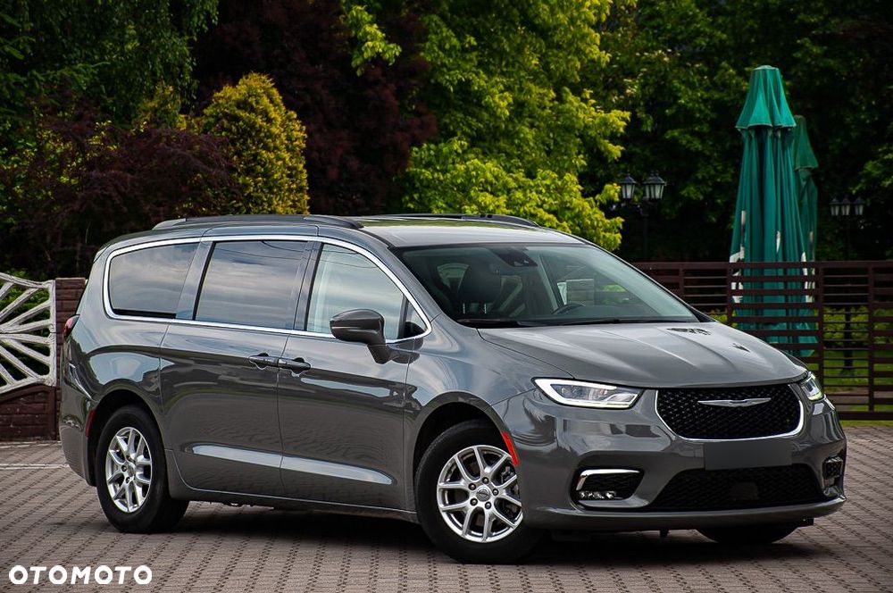 Chrysler Pacifica - 7