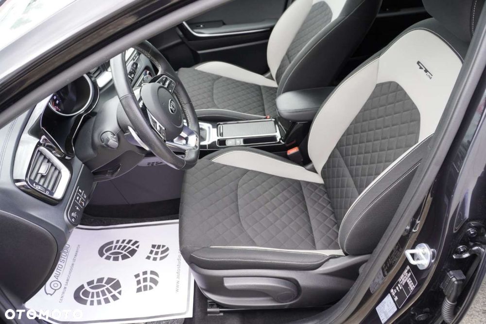 Kia Ceed 1.4 T-GDI DCT OPF GT Line - 7