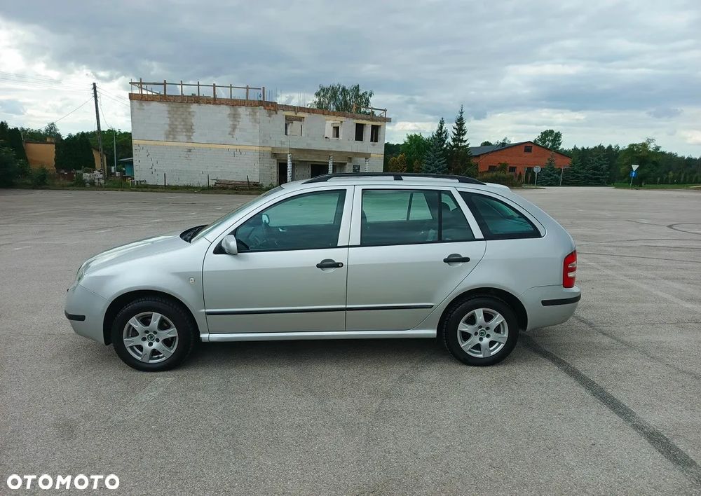 Skoda Fabia 1.4 16V Combi Elegance - 5