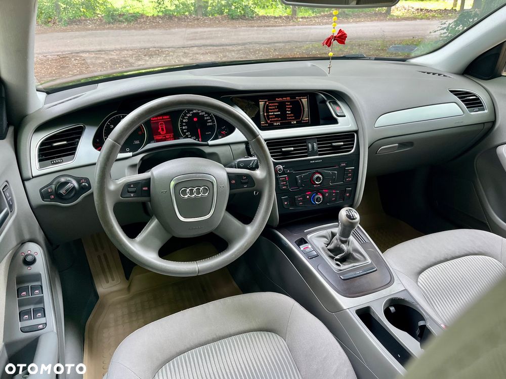 Audi A4 Avant 2.0 TDI DPF S line Sportpaket (plus) - 9