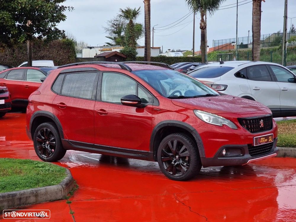 Peugeot 2008 1.2 PureTech GT Line - 4