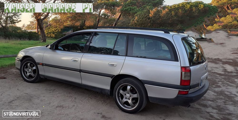 Opel Omega Caravan 2.5i V6 CD - 5