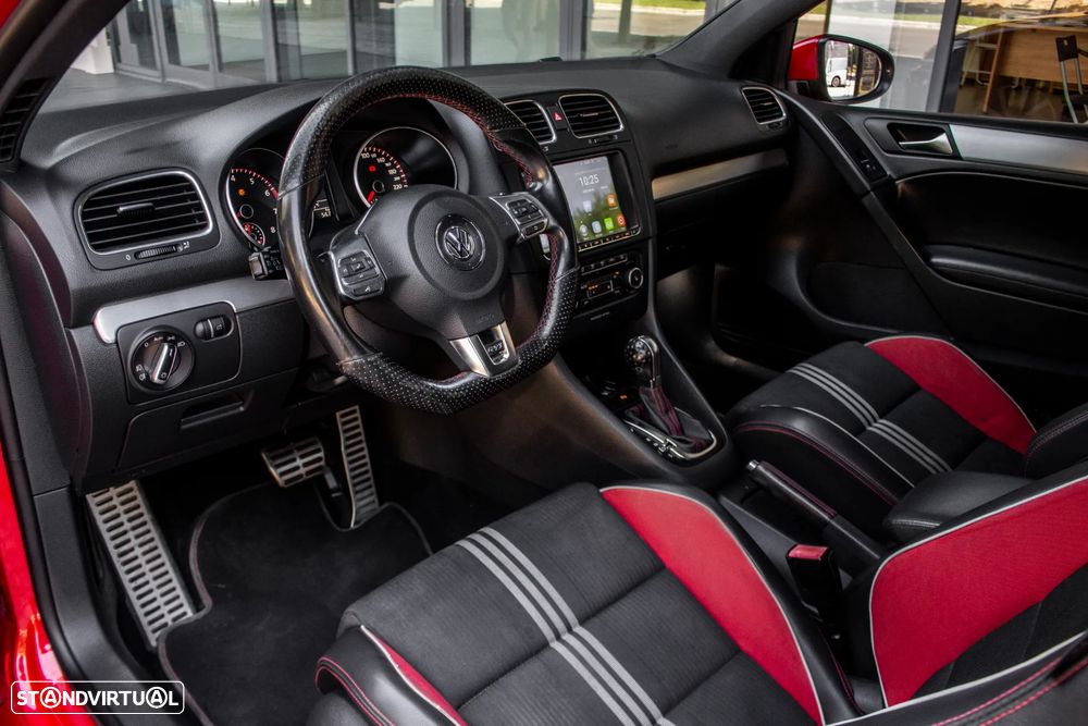 VW Golf 2.0 GTI DSG adidas - 23